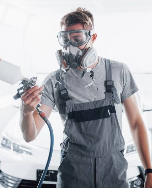 The procedure of painting a car in the service center